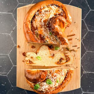 A sliced loaf of pane bianco.