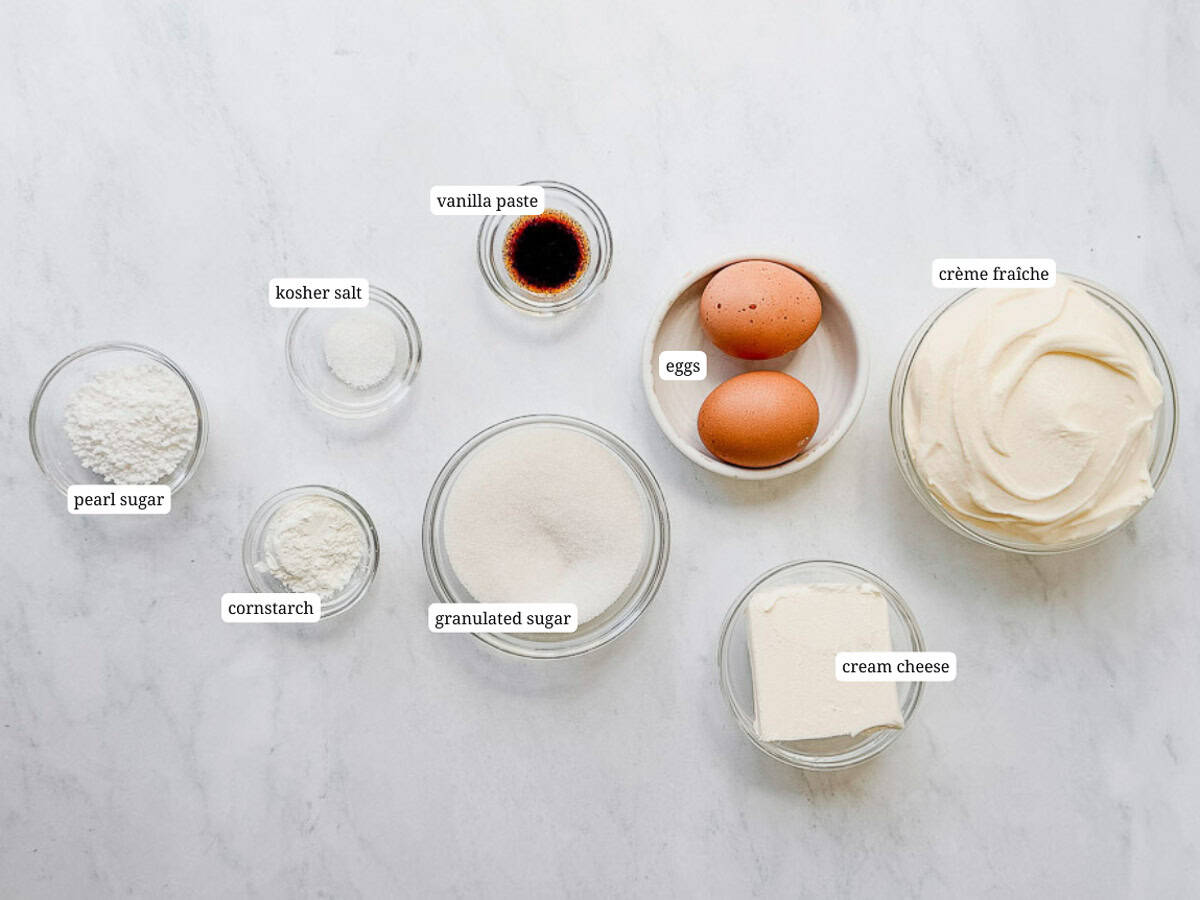 Ingredients for crème fraîche filling and topping.